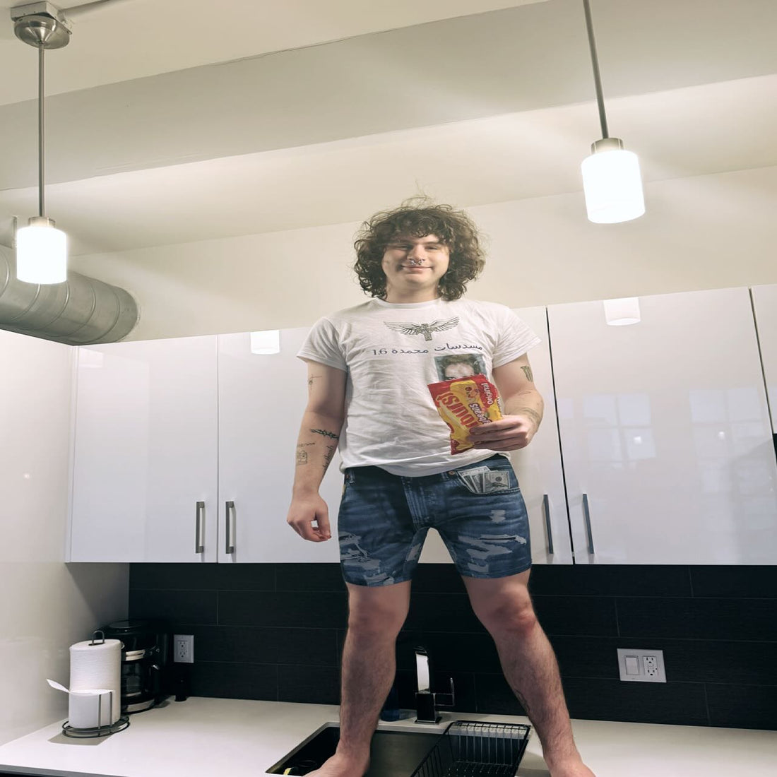 @noahburgerstyle