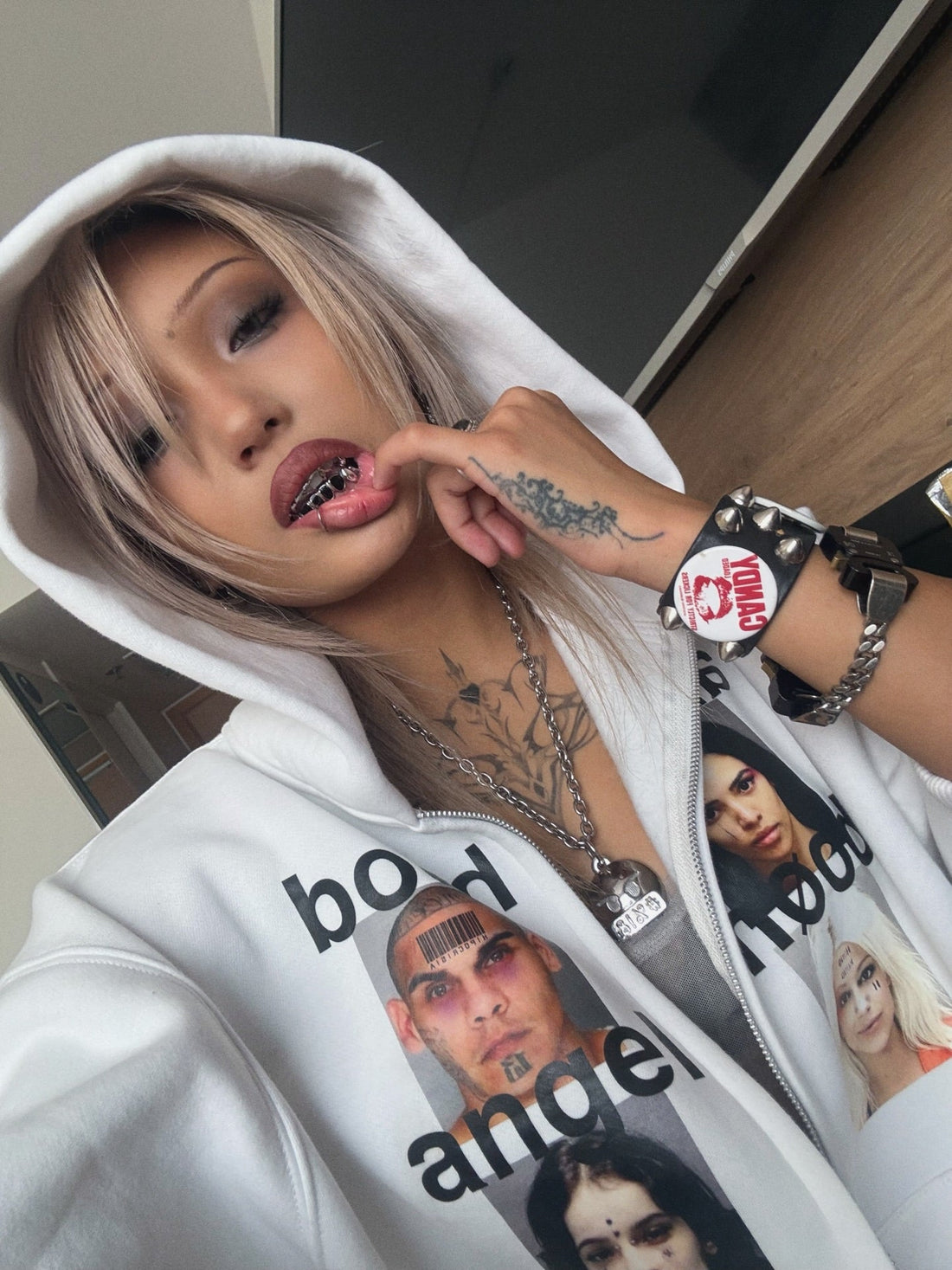 @kaylabud